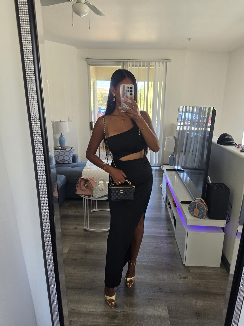 Black One-Shoulder Cutout Maxi Dress - Picture 13 of 16